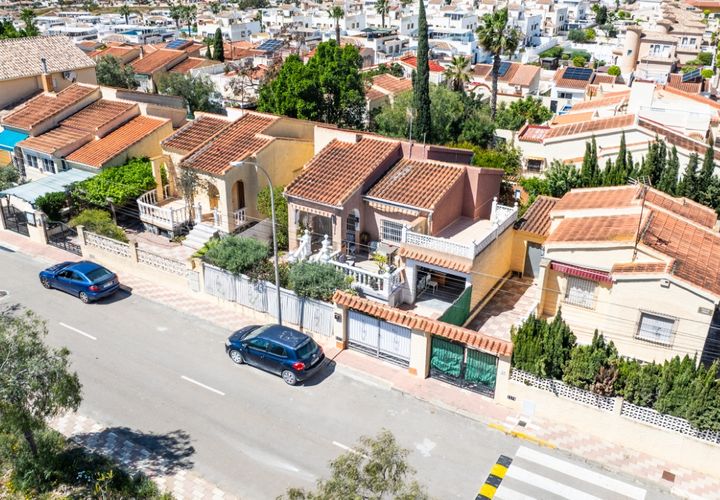 Villa i La Marina, Alicante, La Marina - € 220.000 | Ref: W6153 - foto 1